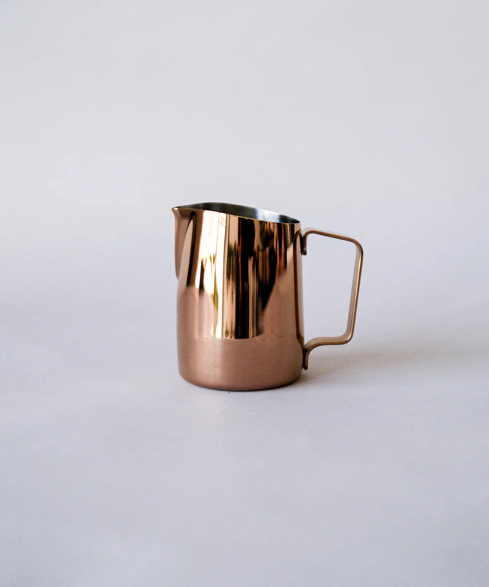 SlowPour - 15oz Pitcher with Round Spout